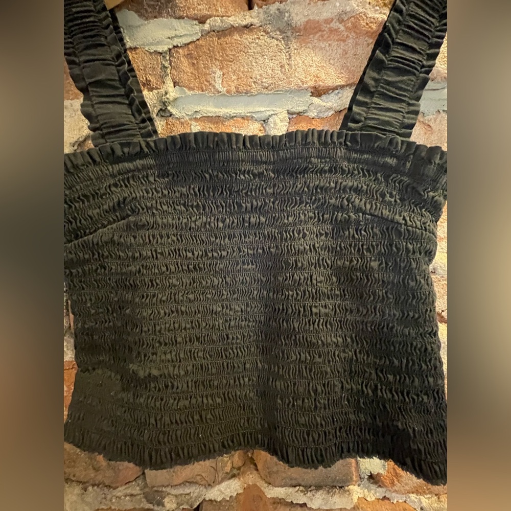 Black Ruched Crop Top - Picture 2 of 5